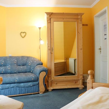 Hotel Am Suedwaeldchen Westerland Bagian luar foto