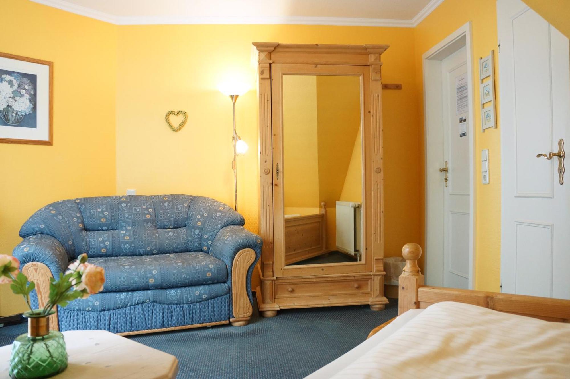 Hotel Am Suedwaeldchen Westerland Bagian luar foto