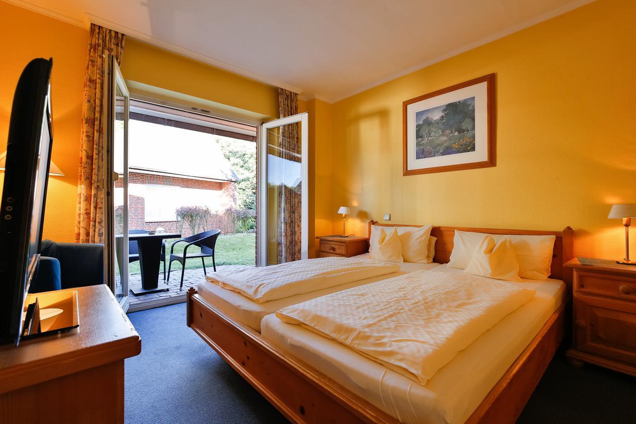 Hotel Am Suedwaeldchen Westerland Bagian luar foto