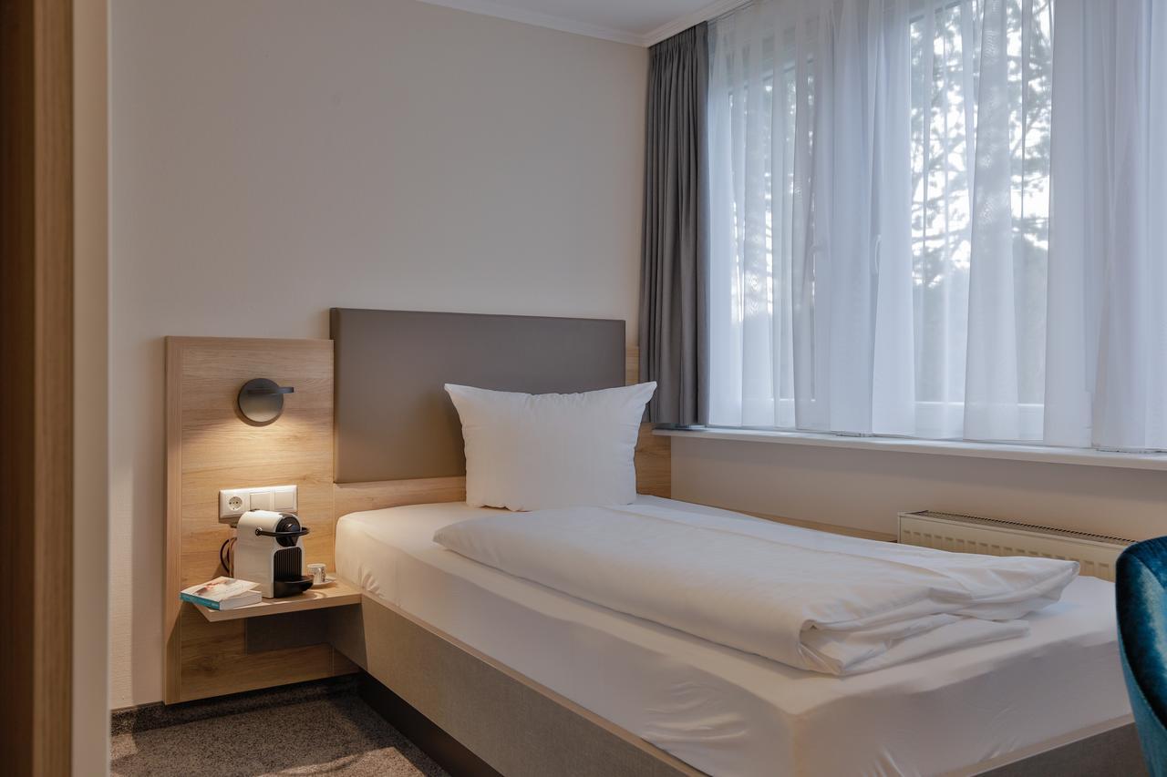 Hotel Am Suedwaeldchen Westerland Bagian luar foto