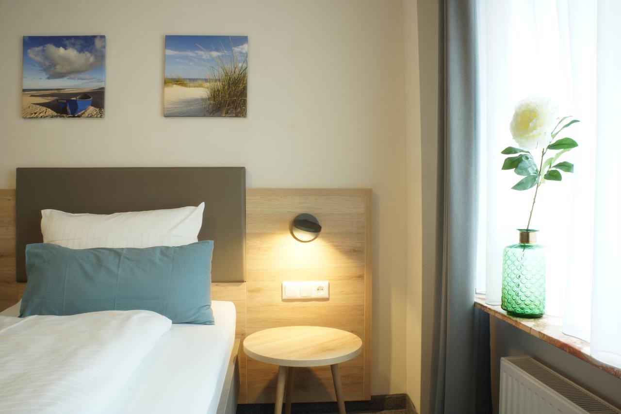 Hotel Am Suedwaeldchen Westerland Bagian luar foto