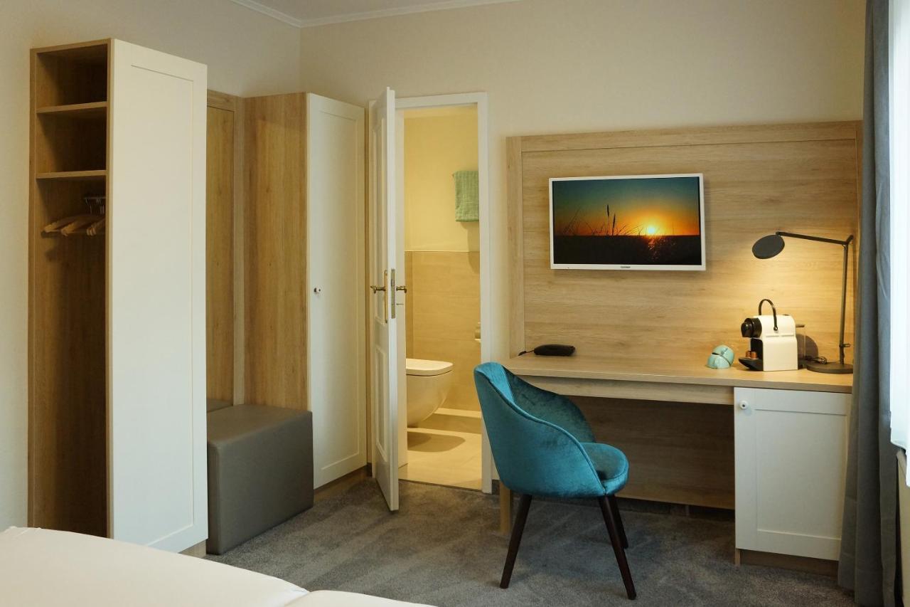 Hotel Am Suedwaeldchen Westerland Bagian luar foto
